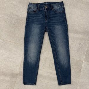 White House, black market, the skinny crop jeans